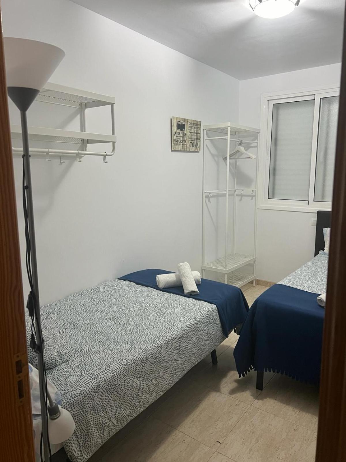 Ar - De 3 Con Ascensor En Huesas, Apartment